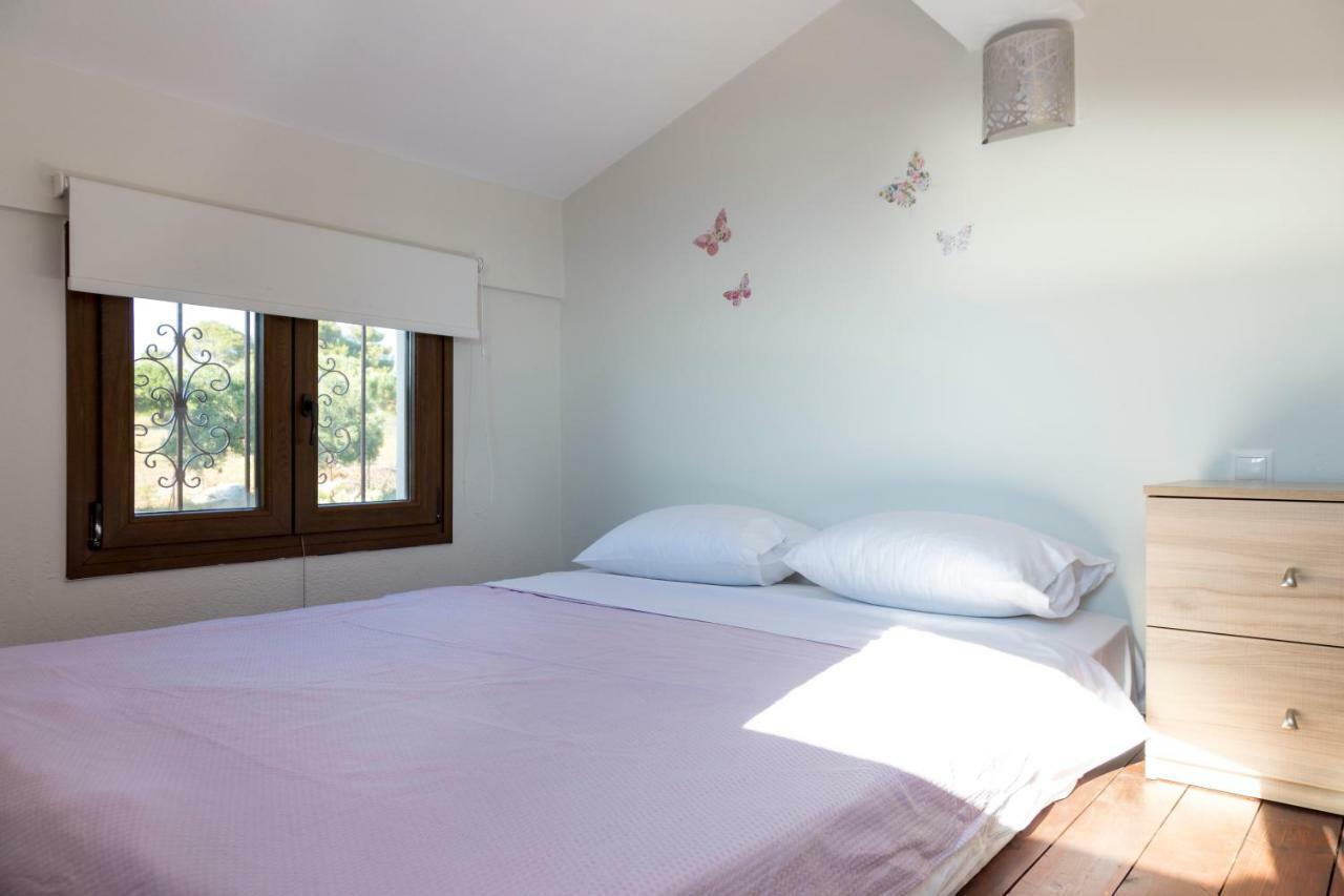 Villa Kristin 2 - 2Min Walk To Great Sandy, Shallow Beach 尼基季 外观 照片